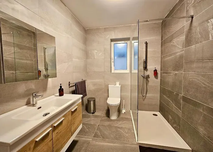 Sleeps 6 Spacious St Pauls Bay San Pawl il-Baħar