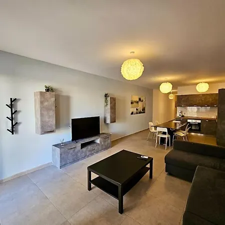 Sleeps 6 Spacious St Pauls Bay Daire St. Paul's Bay