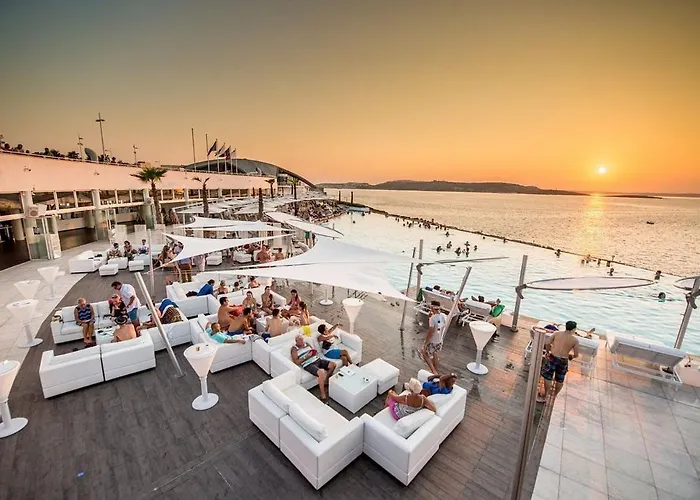 Sleeps 6 Spacious St Pauls Bay * St Paul's Bay