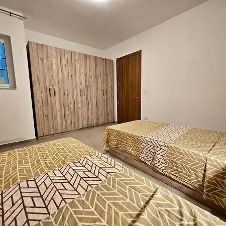 Sleeps 6 Spacious St Pauls Bay *